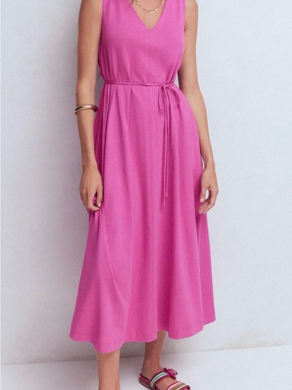 Boden: Mia V-neck Jersey Midi Dress